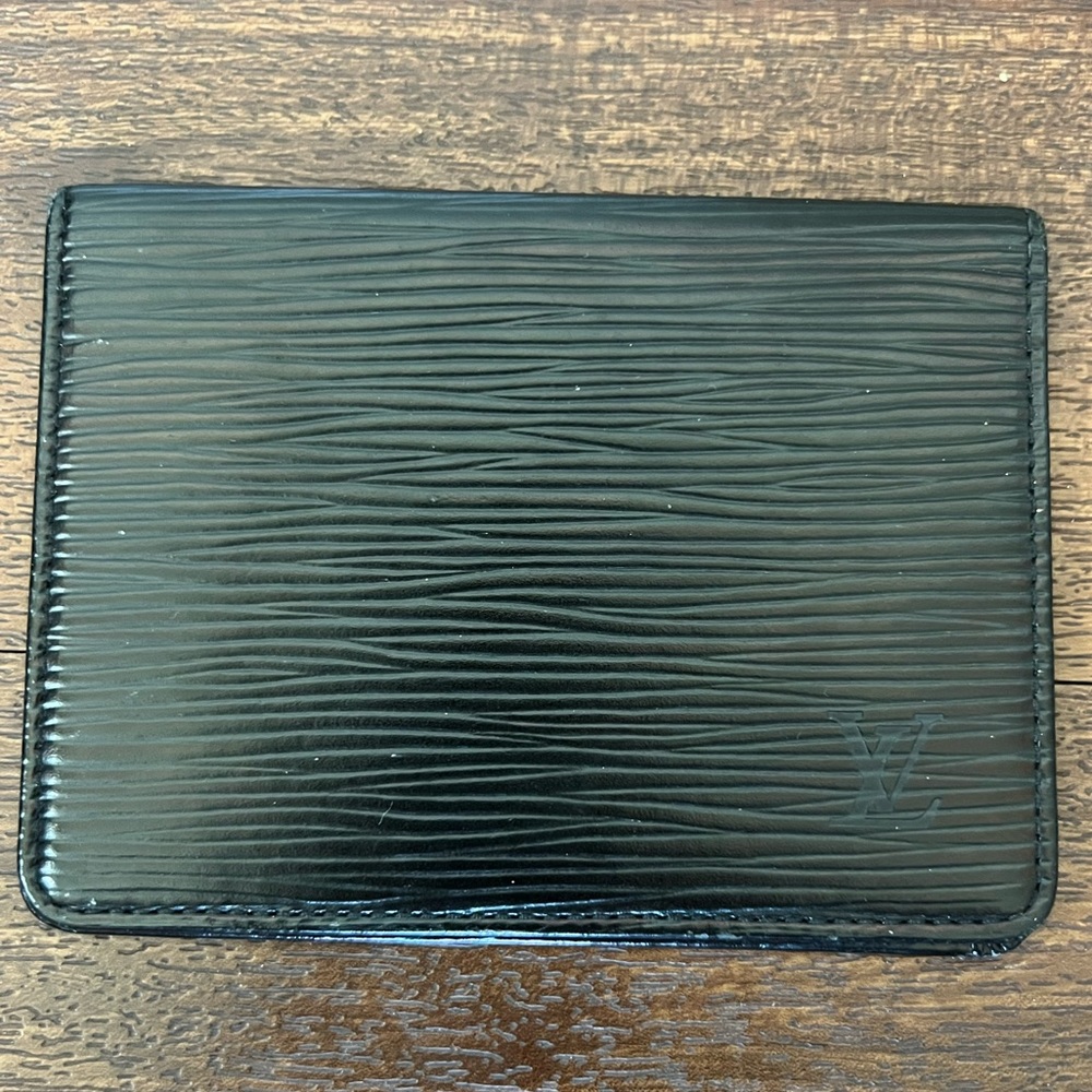 Louis Vuitton ID Cardholder - Picture 3 of 8